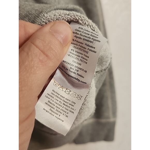 Cheap Monday Womens Ellie Sweat Fleece Sweatshirt sz Medium Gray Embroidered - Picture 7 of 9